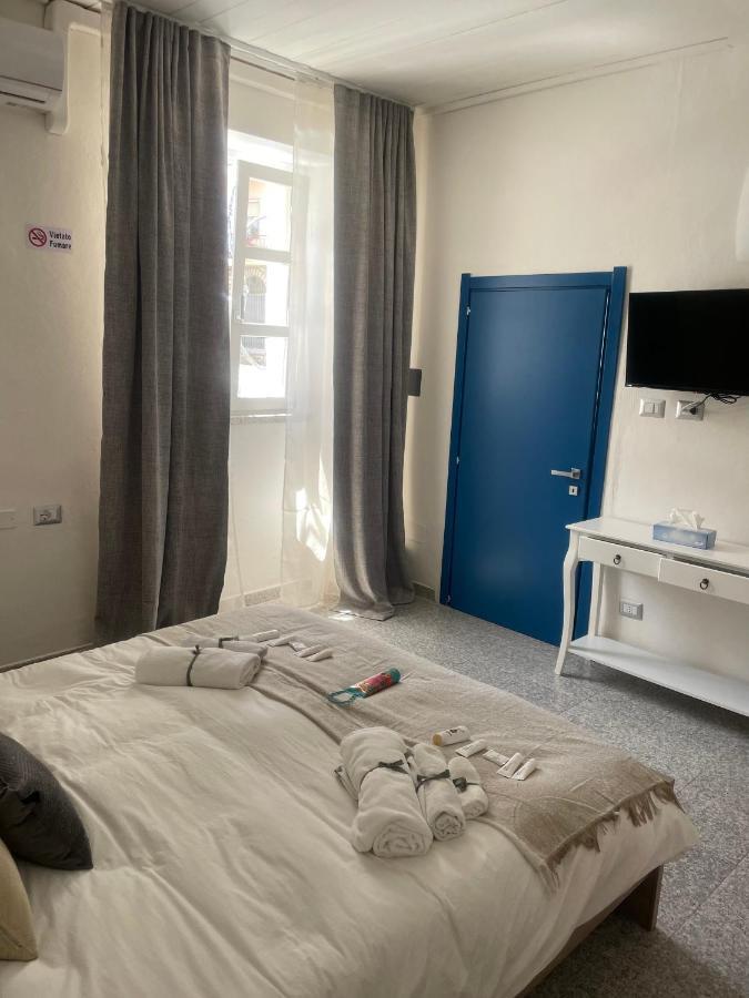 St.Joseph Bed and Breakfast Όλμπια Εξωτερικό φωτογραφία